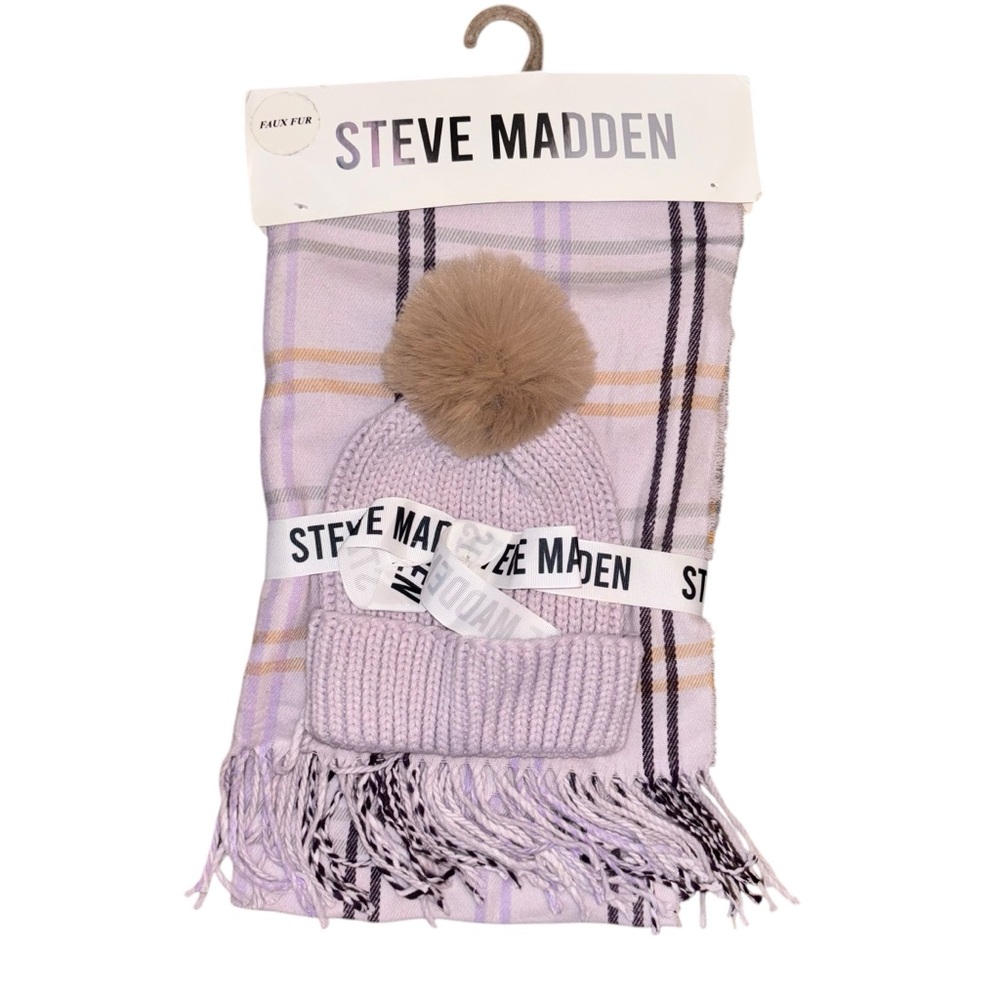 Steve Madden  Pink Scarf And Beanie Set OS New
